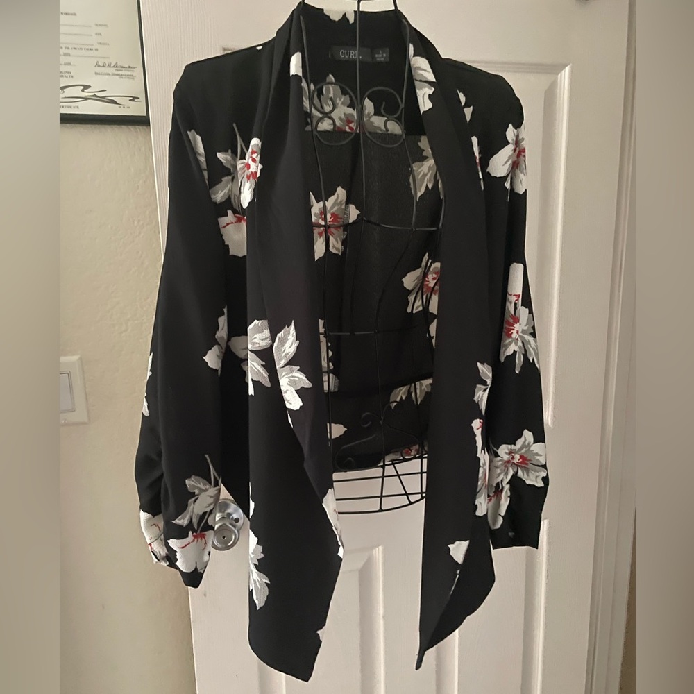 Floral Black Blazer